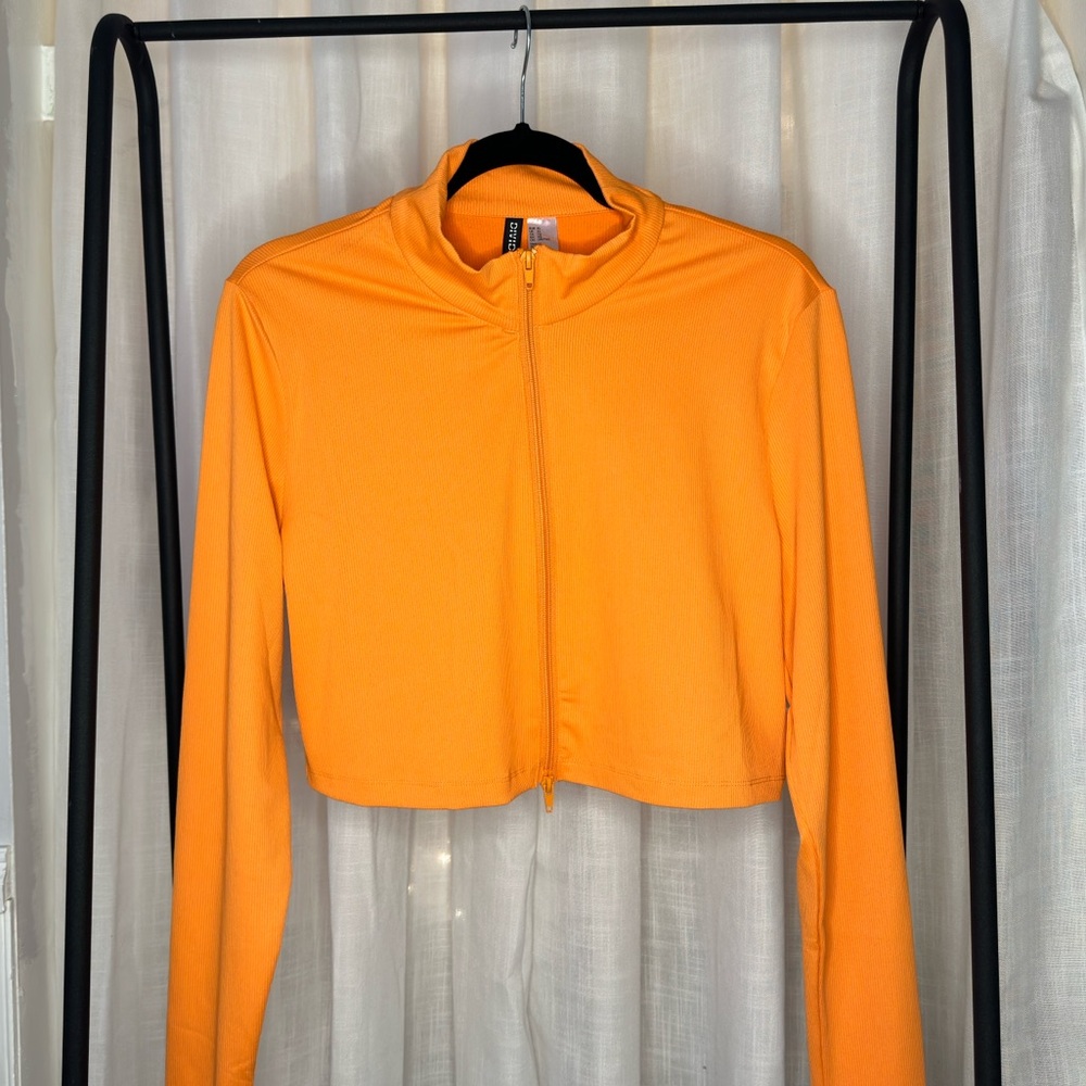 Cropped Zip Up Long Sleeve